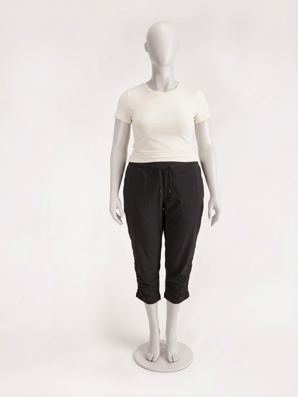 Kirkland Signature Women's Active Statement Capri Pants Black Drawstring